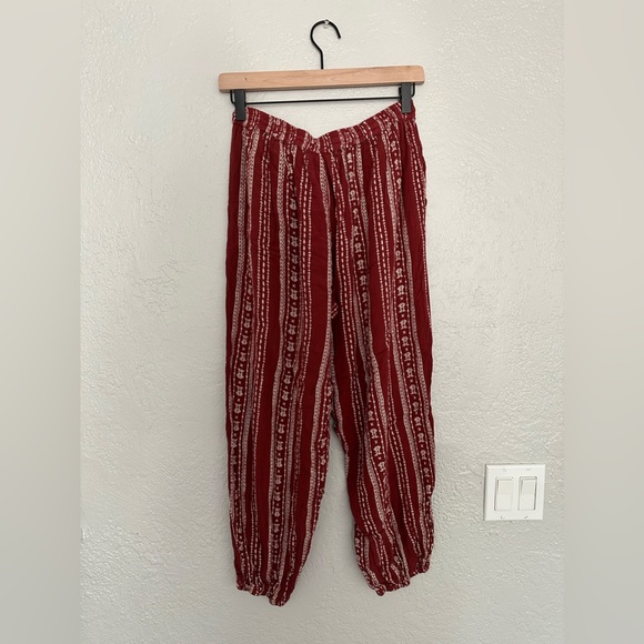 Nostalgia BOHO Red Patterned Jogger - Picture 3 of 3